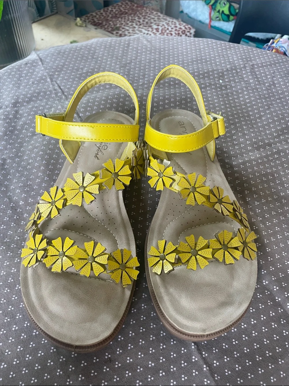 Annie comfort sandals
